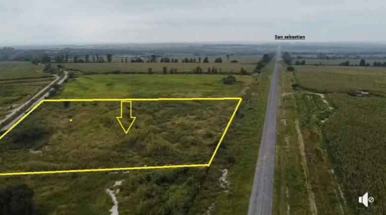 Terreno Sobre carretera a San Sebastián. imagen 3
