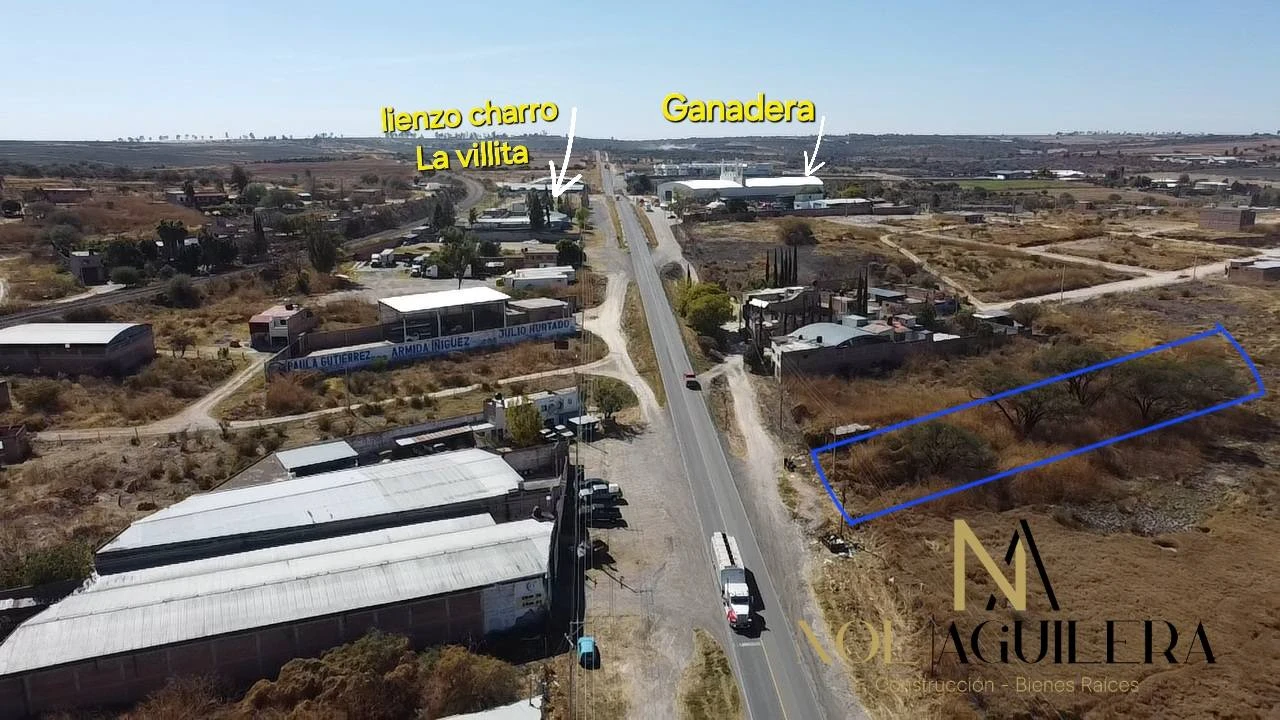 Terrenos sobre libramiento a pocos metros del cruceo a Santa Maria imagen 6