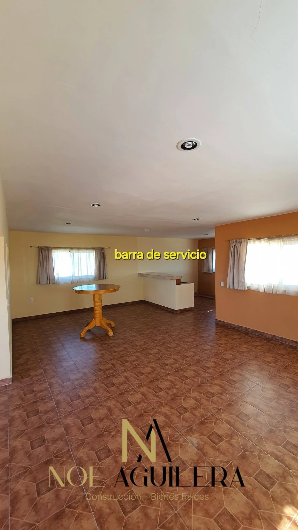 Casa con terraza grande y vista panoramica imagen 4