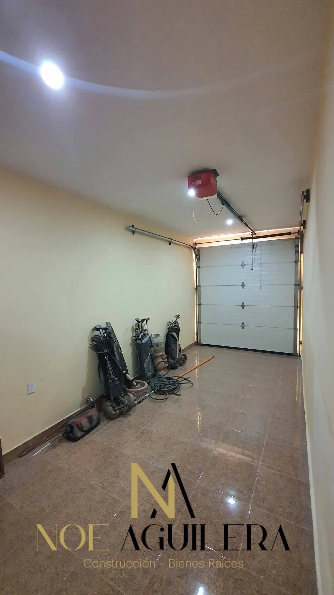 Casa con terraza grande y vista panoramica imagen 13