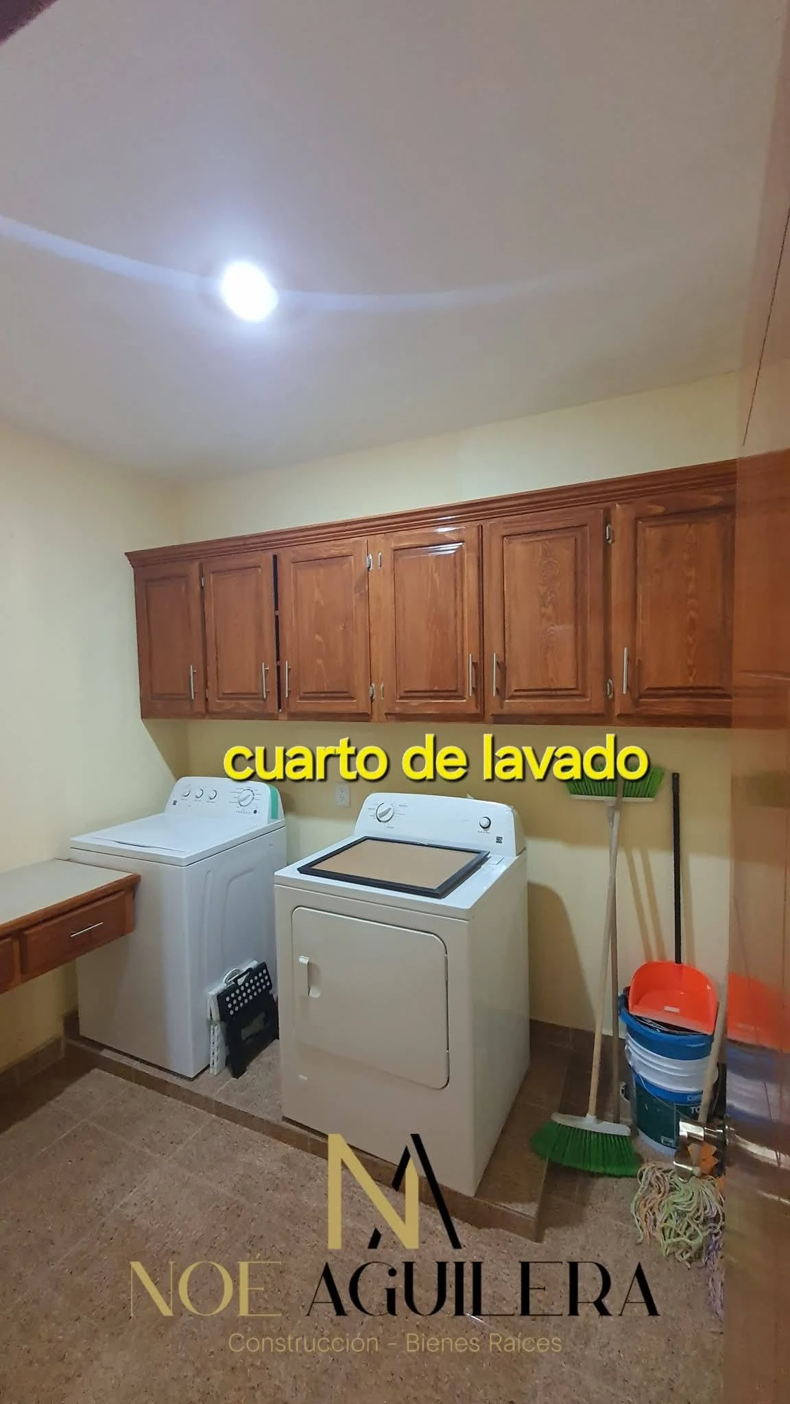 Casa con terraza grande y vista panoramica imagen 14