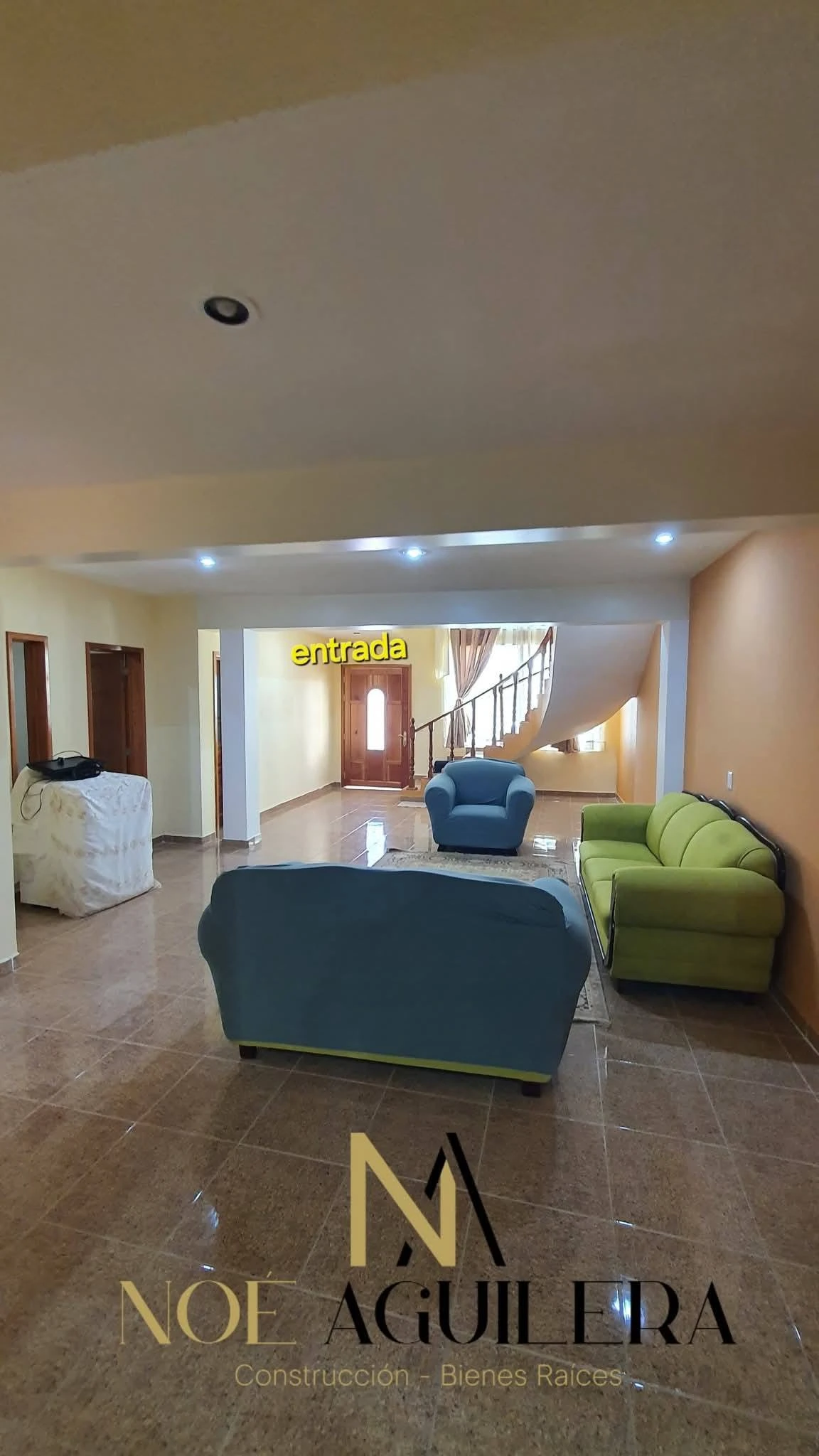 Casa con terraza grande y vista panoramica imagen 20