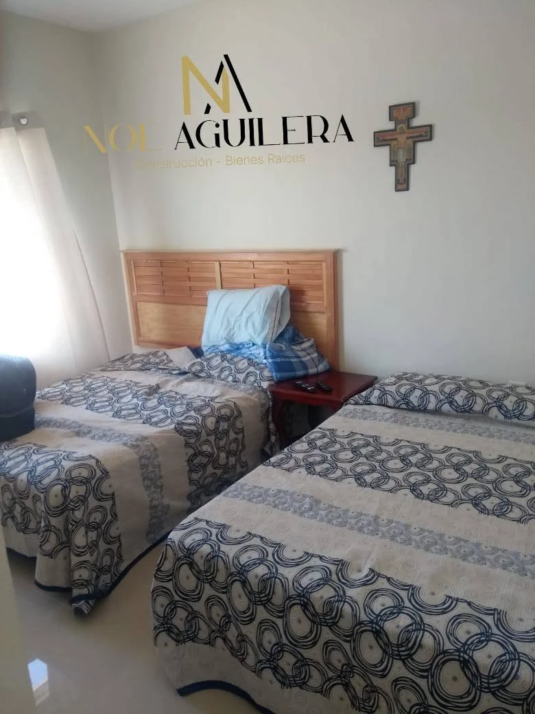 Casa blanca grande y bonita en venta imagen 19