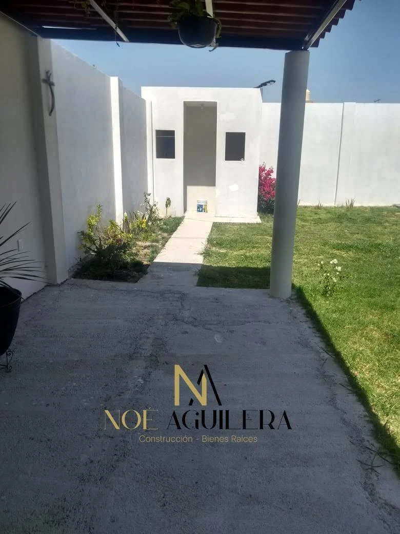 Casa blanca grande y bonita en venta imagen 20