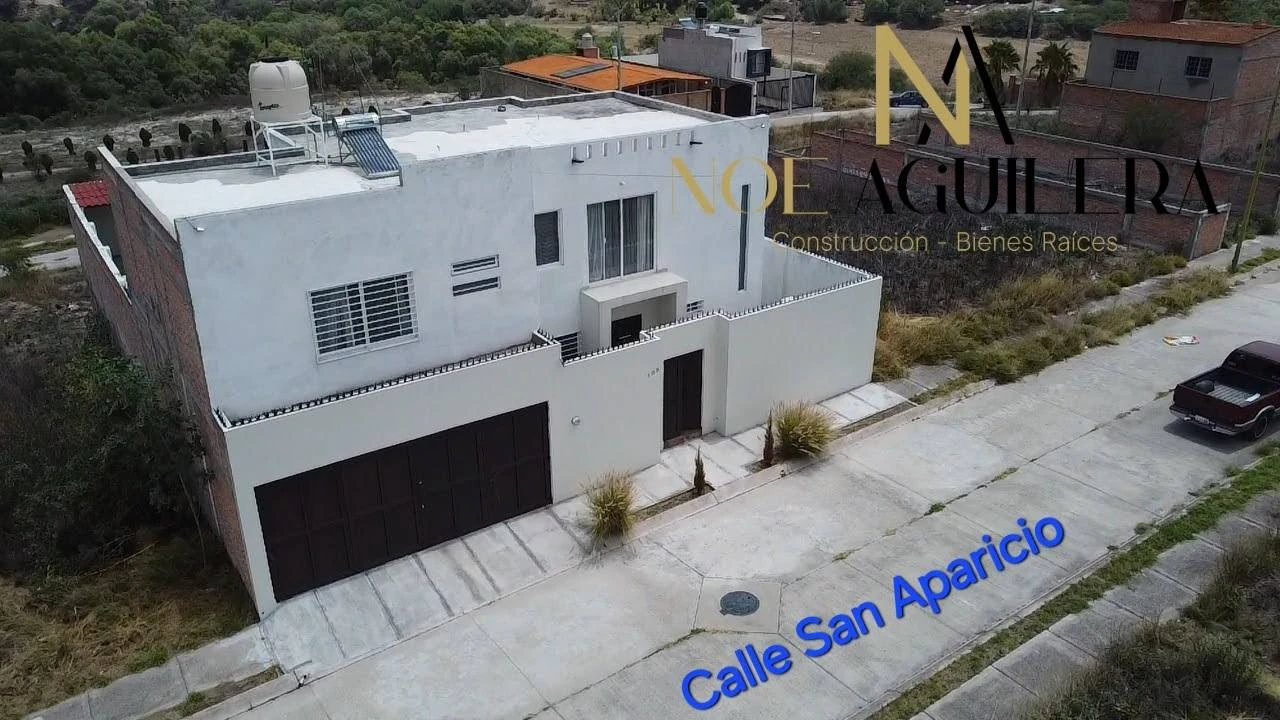 Casa blanca grande y bonita en venta imagen 23