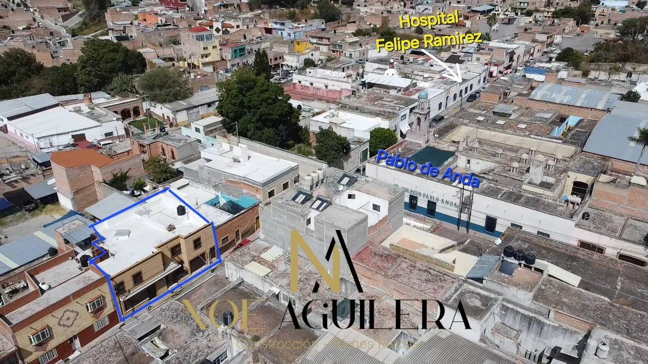 Complejo de consolturios y local en venta a 2 cuadras del centro  imagen 17