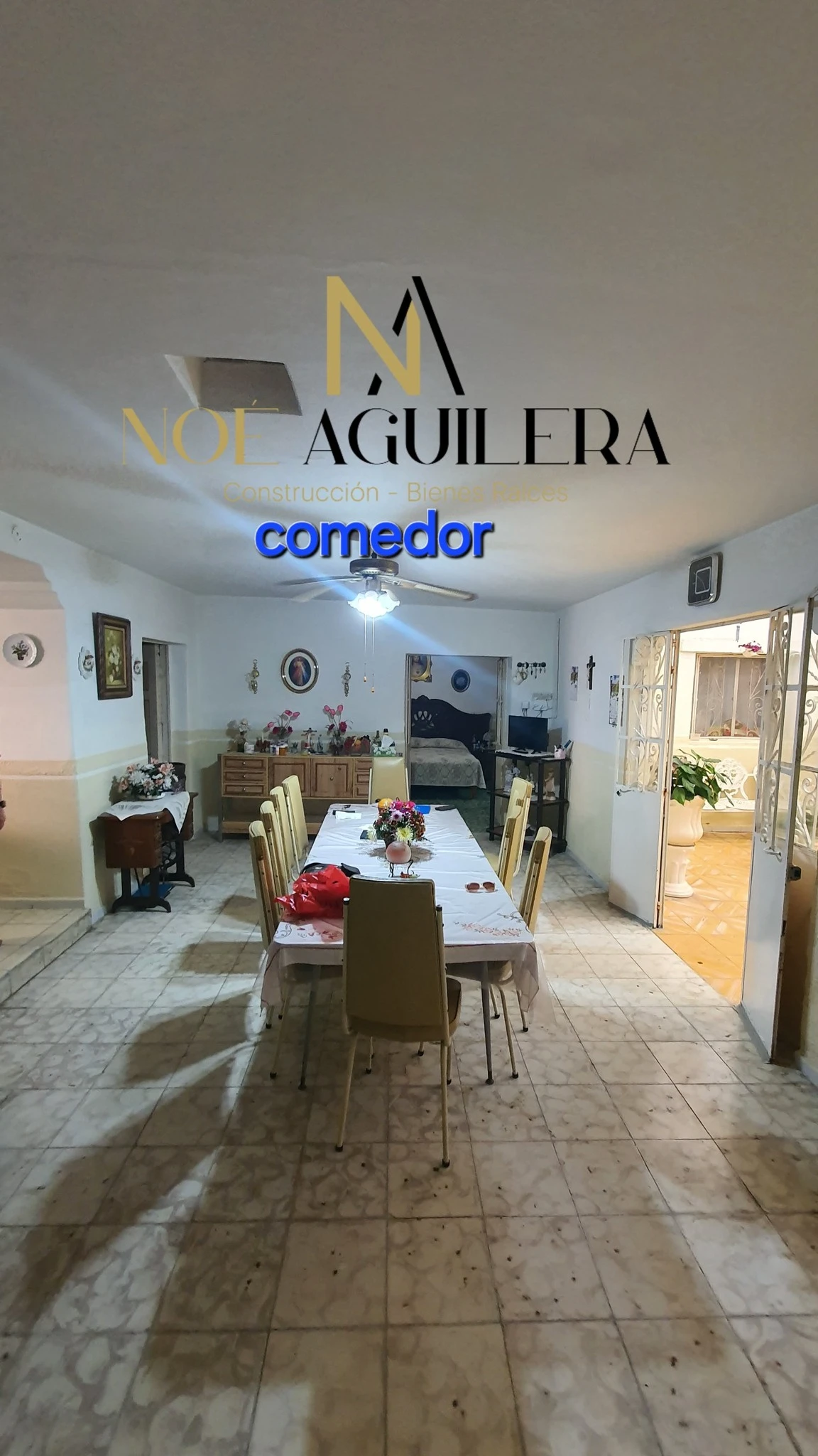 Casa en esquina, local comercial y cochera grande imagen 7