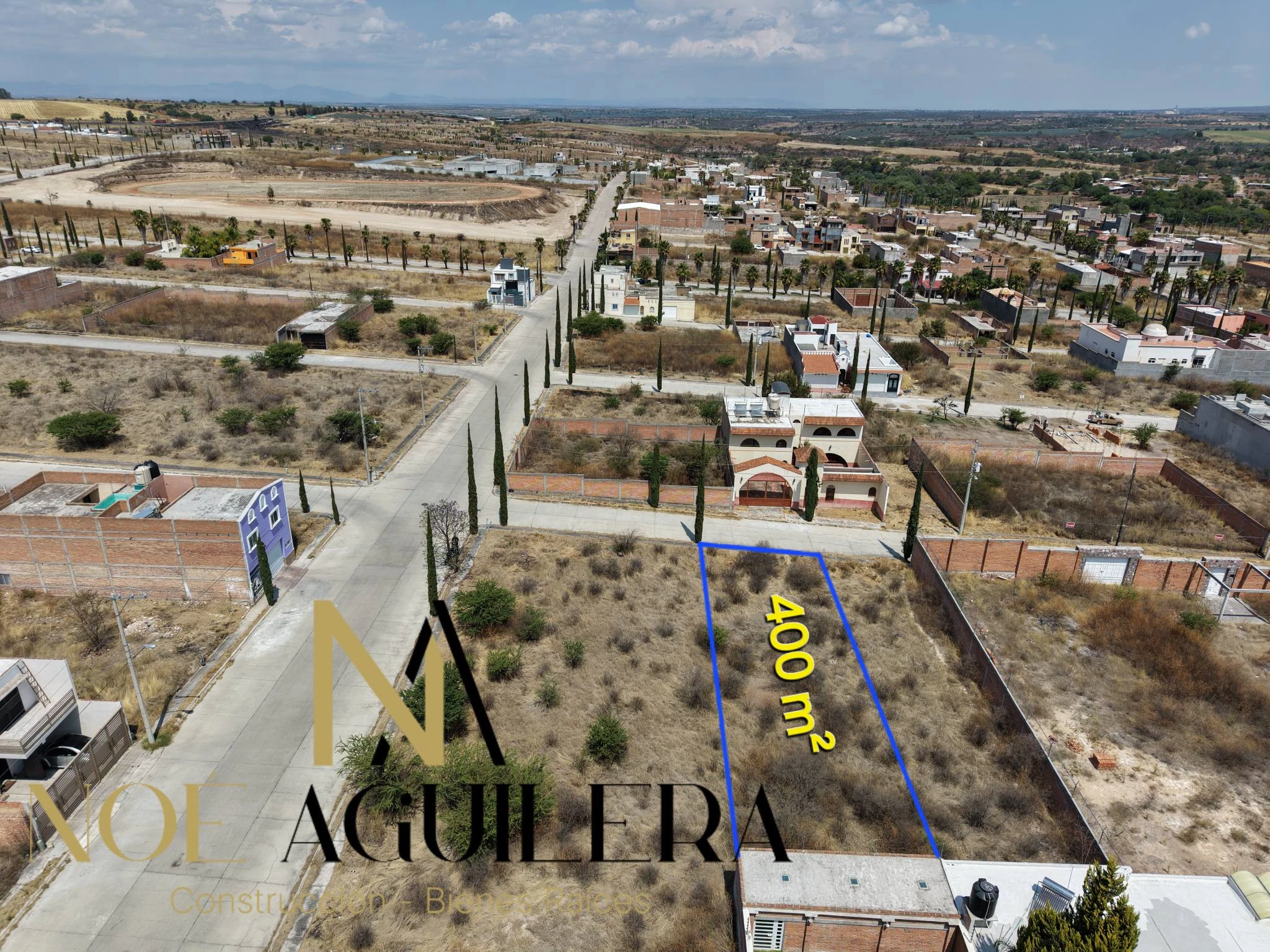 Terreno en residencial las villas cerca de entrada a fraccionamiento imagen 3