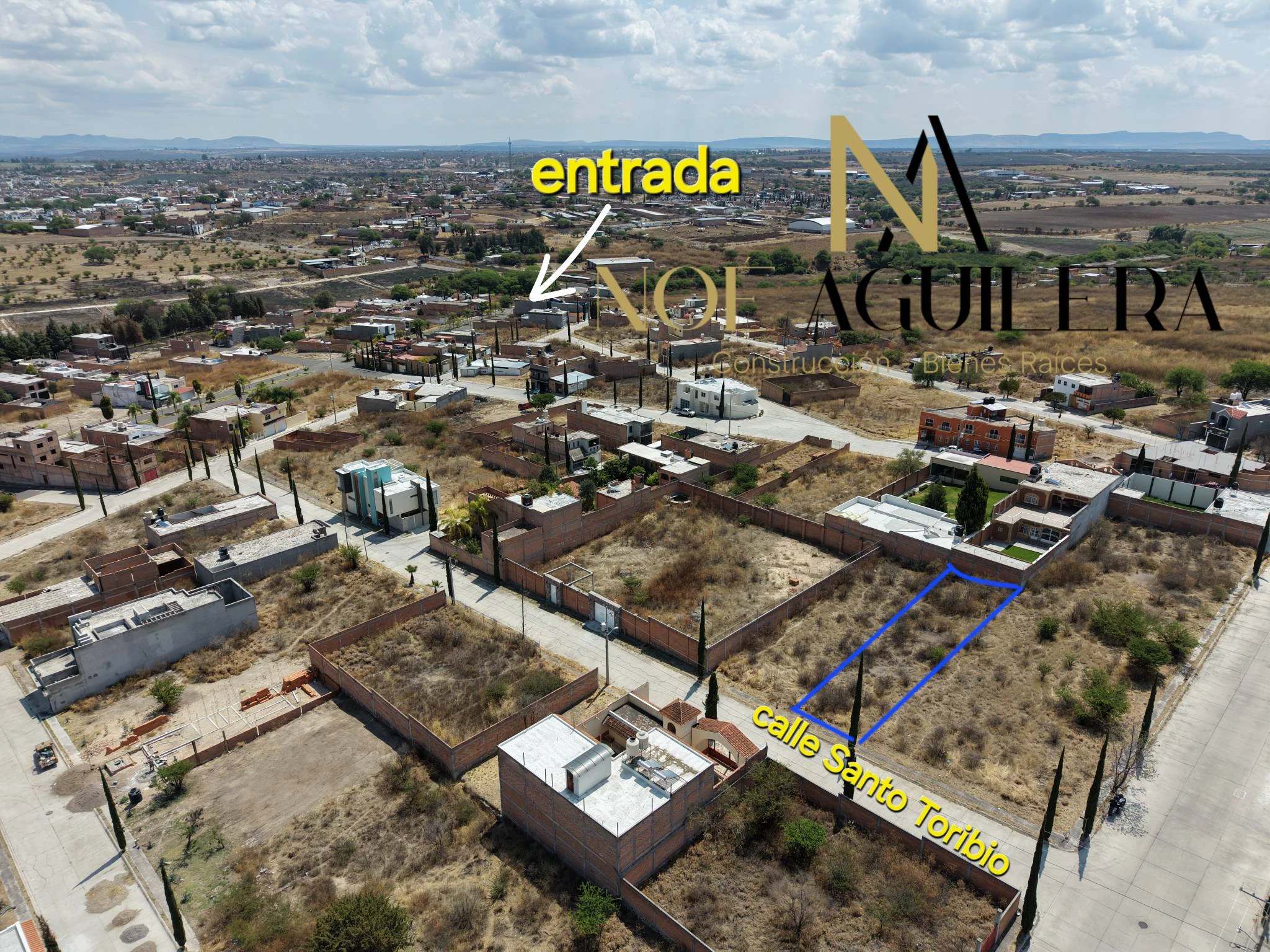 Terreno en residencial las villas cerca de entrada a fraccionamiento imagen 4
