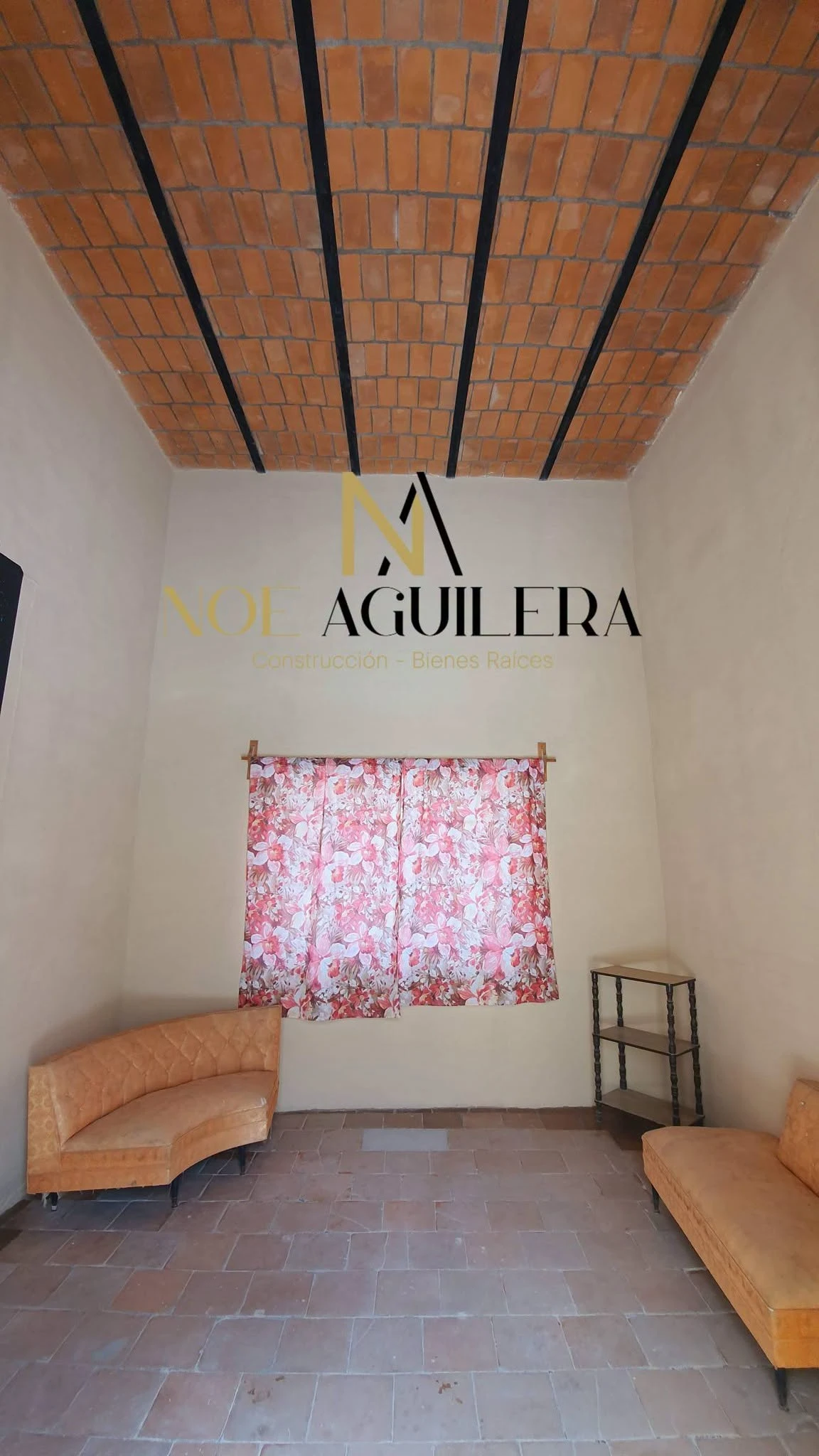 CASA ANTIGUA EN LA MEJOR ESQUINA COMERCIAL, imagen 6