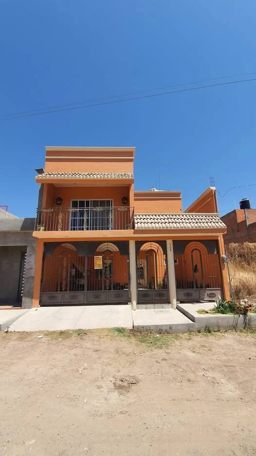 Casa en colonia constitución