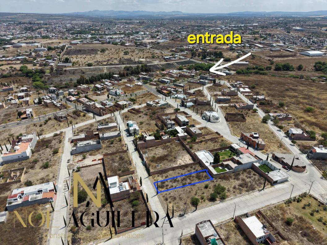 Terreno en residencial las villas cerca de entrada a fraccionamiento